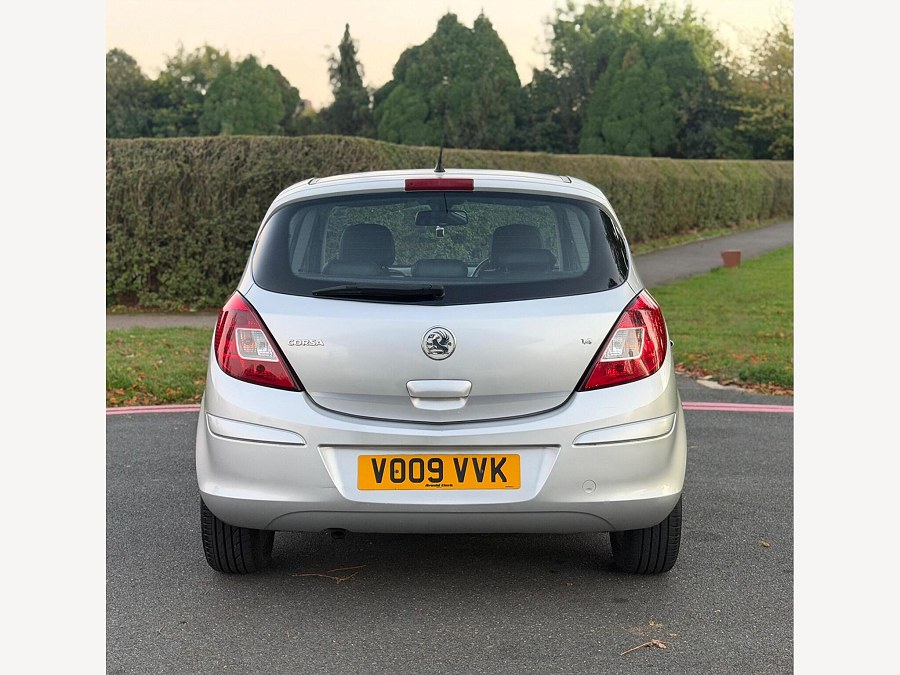 2009 Vauxhall Corsa photo 8