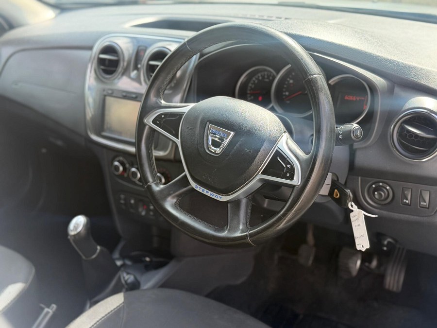 Dacia Sandero Stepway photo 2