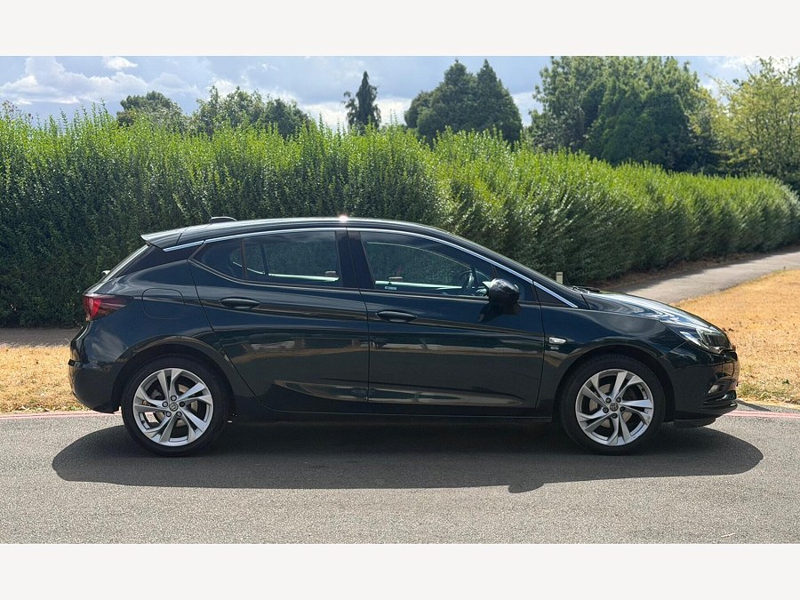 2017 Vauxhall Astra photo 8