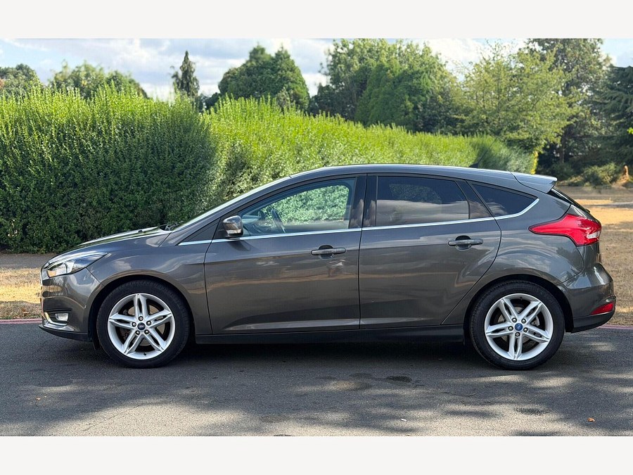 2015 Ford Focus photo 8