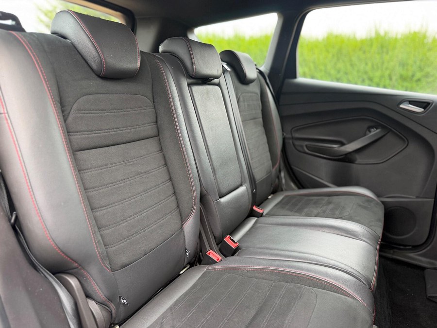 2018 Ford Kuga photo 14