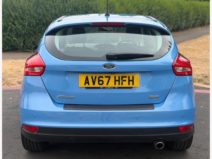 2017 Ford Focus photo 4