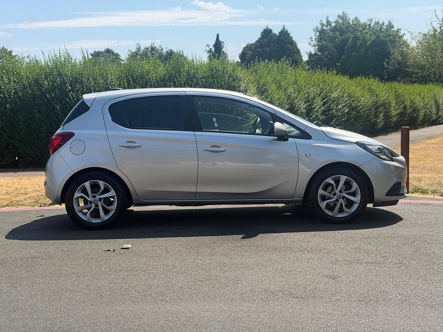 2019 Vauxhall Corsa photo 9
