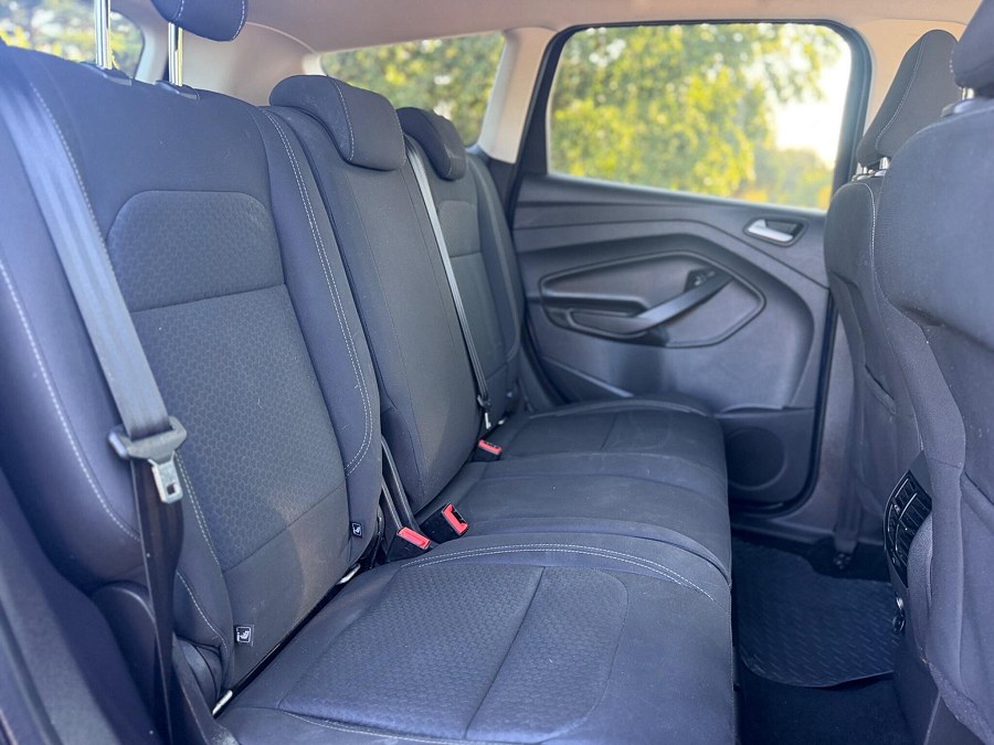 2018 Ford Kuga photo 12