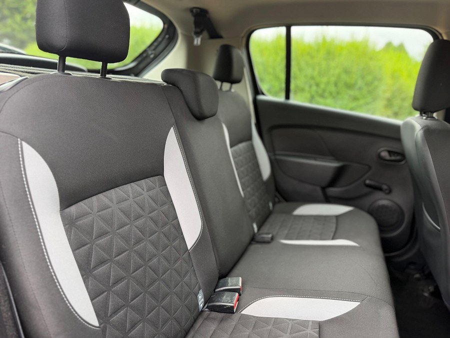 2014 Dacia Sandero Stepway photo 14