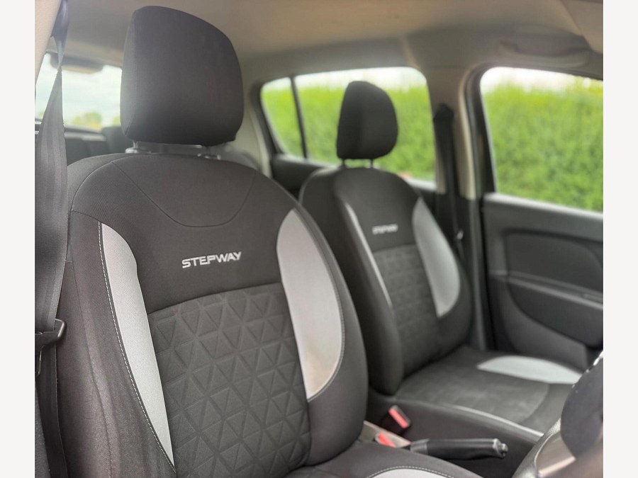 2014 Dacia Sandero Stepway photo 12
