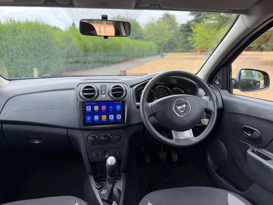 2014 Dacia Sandero Stepway photo 2