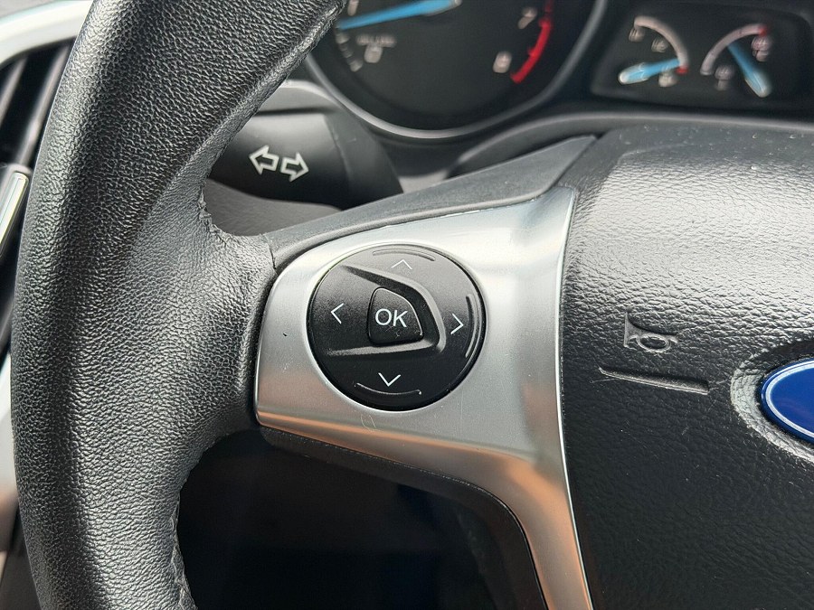2012 Ford Focus photo 14