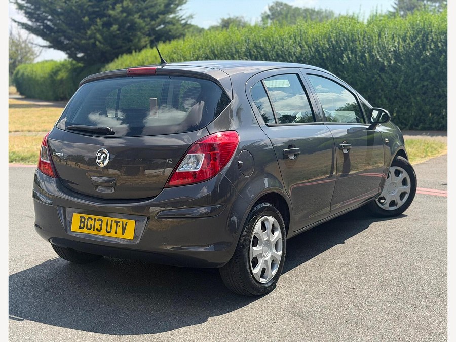 2013 Vauxhall Corsa photo 10