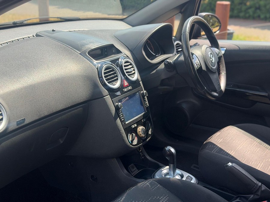 2013 Vauxhall Corsa photo 3