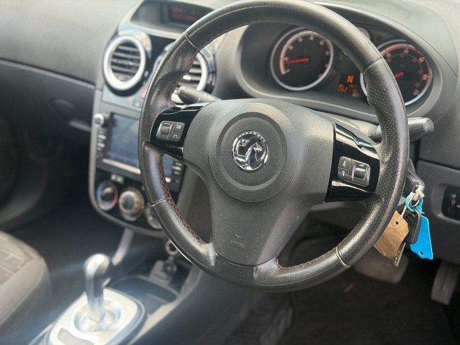 Vauxhall Corsa photo 2