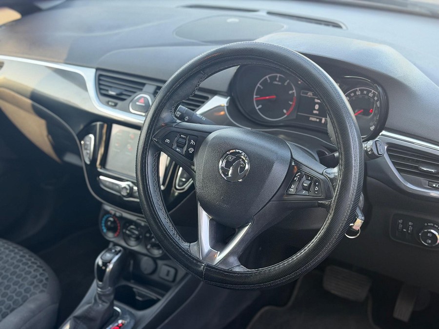 Vauxhall Corsa photo 2