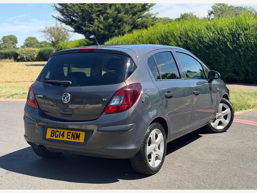 2014 Vauxhall Corsa photo 9