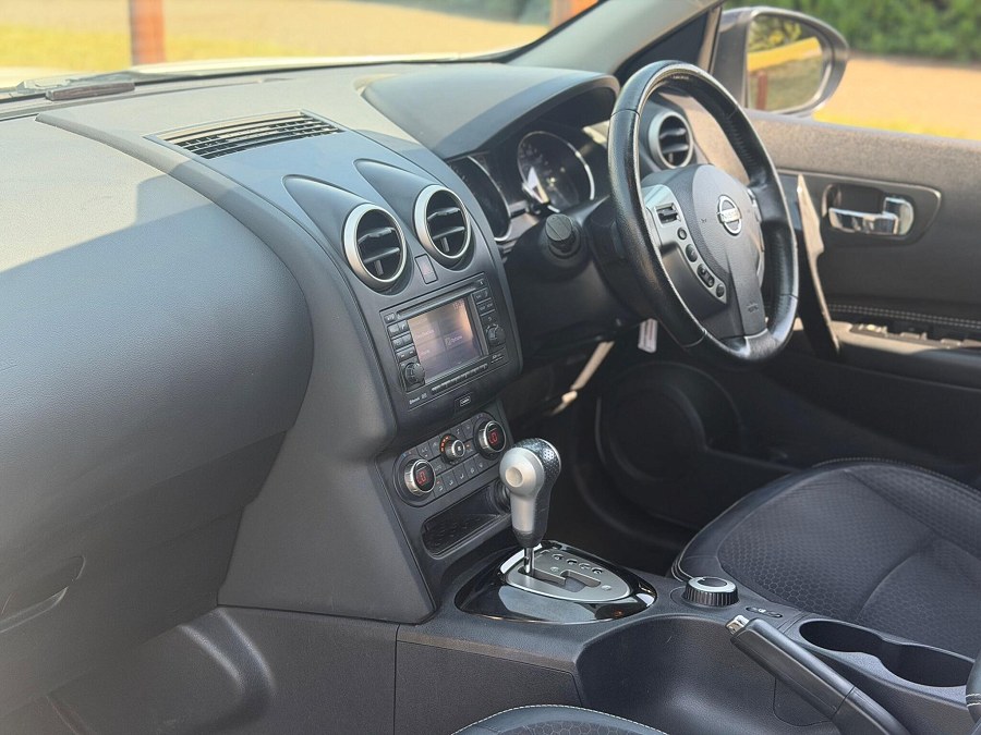 2013 Nissan Qashqai+2 photo 12