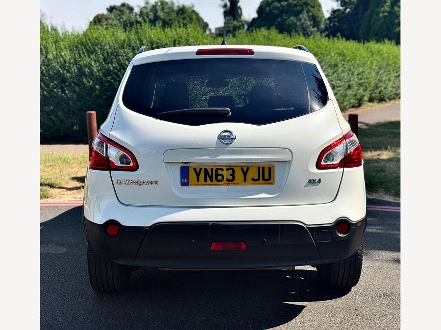 2013 Nissan Qashqai+2 photo 9