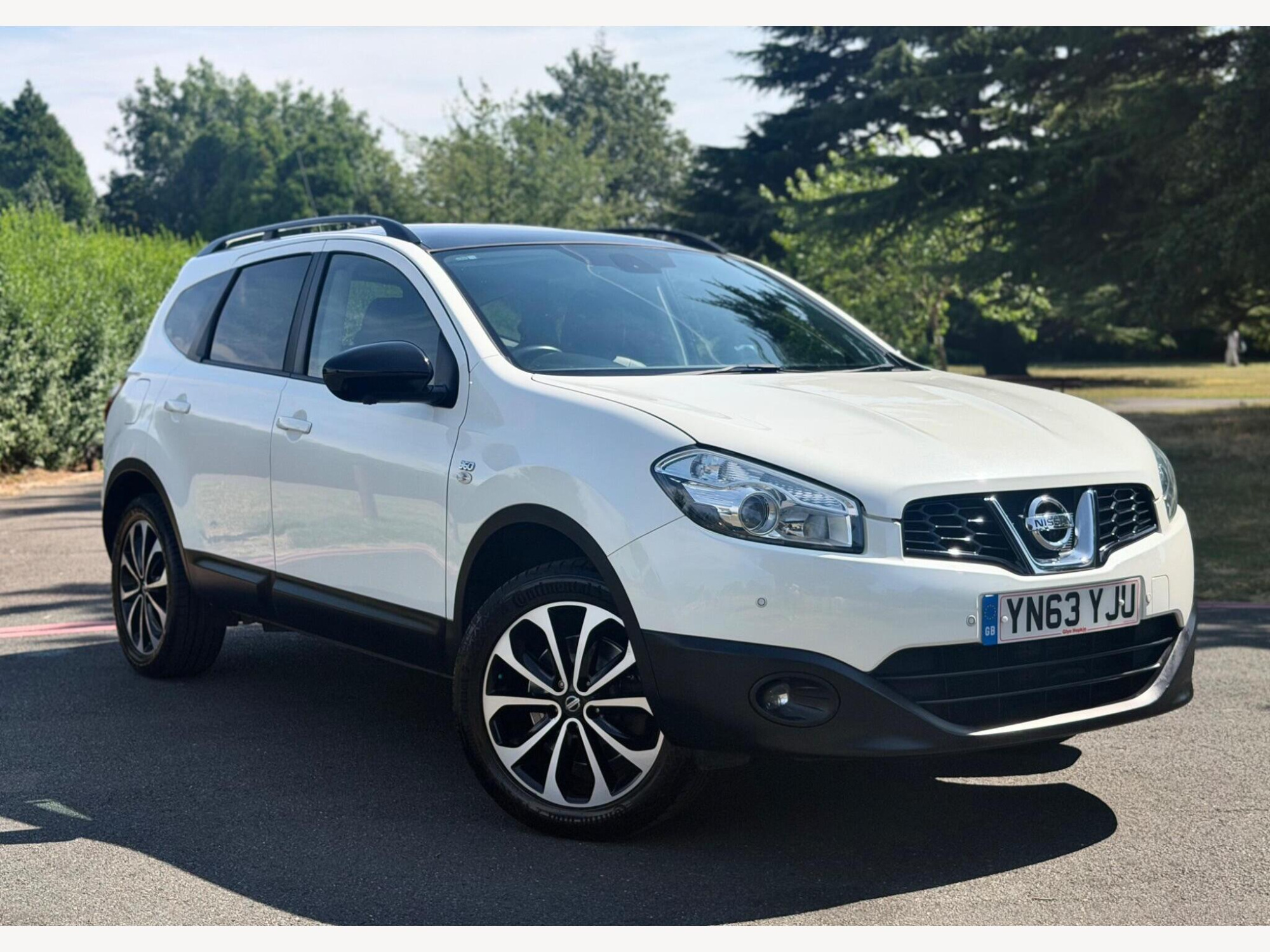 2013 Nissan Qashqai+2 2.0 360 CVT 4WD Euro 5 5dr for sale at A12 Automotive