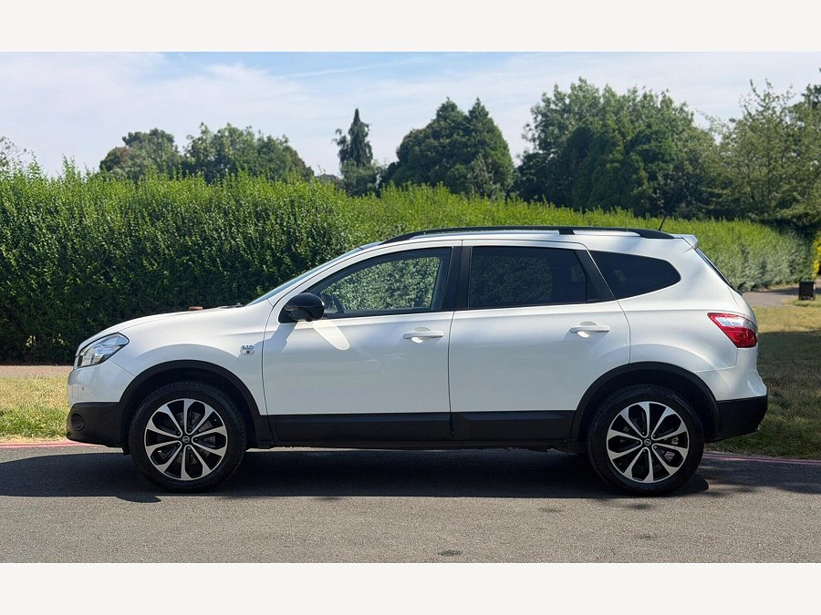 2013 Nissan Qashqai+2 photo 8