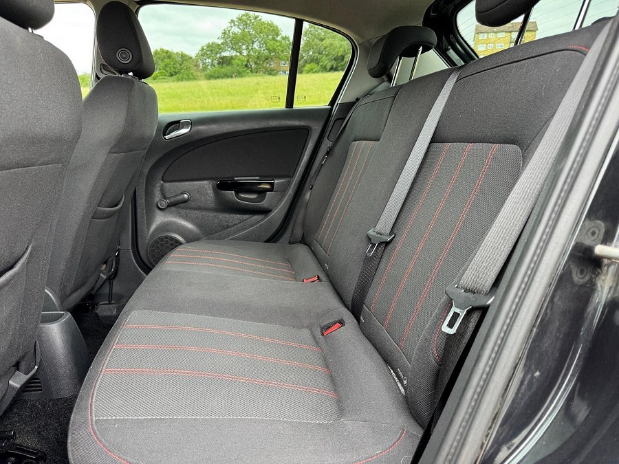 2012 Vauxhall Corsa photo 13