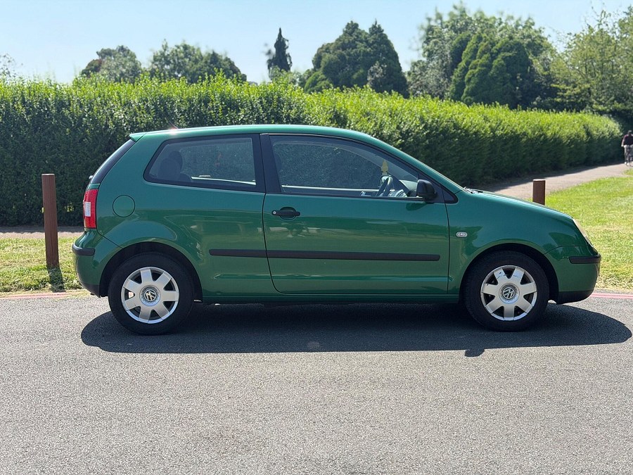 2004 Volkswagen Polo photo 8