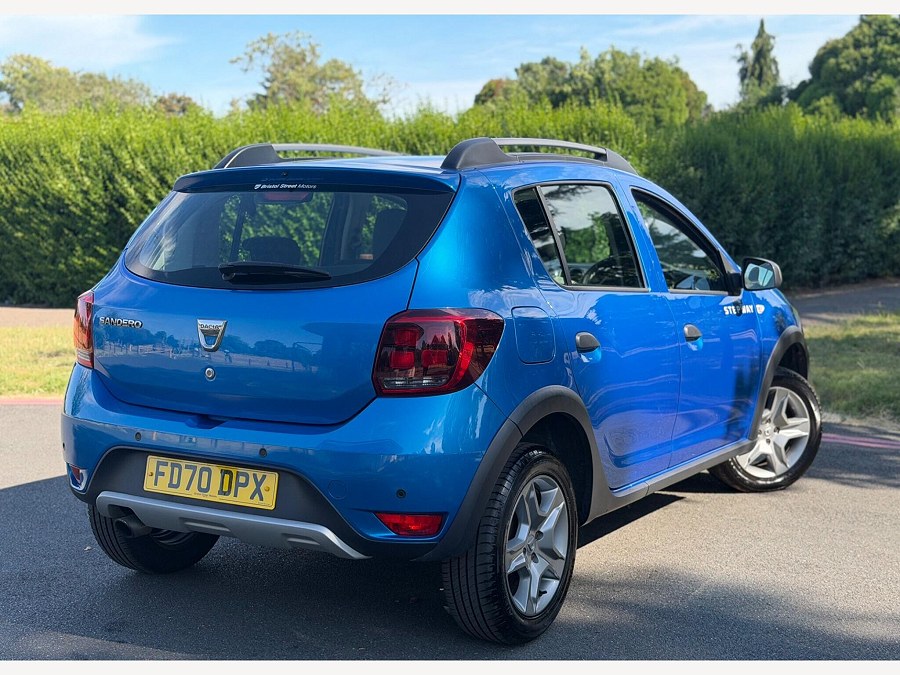 2020 Dacia Sandero Stepway photo 9