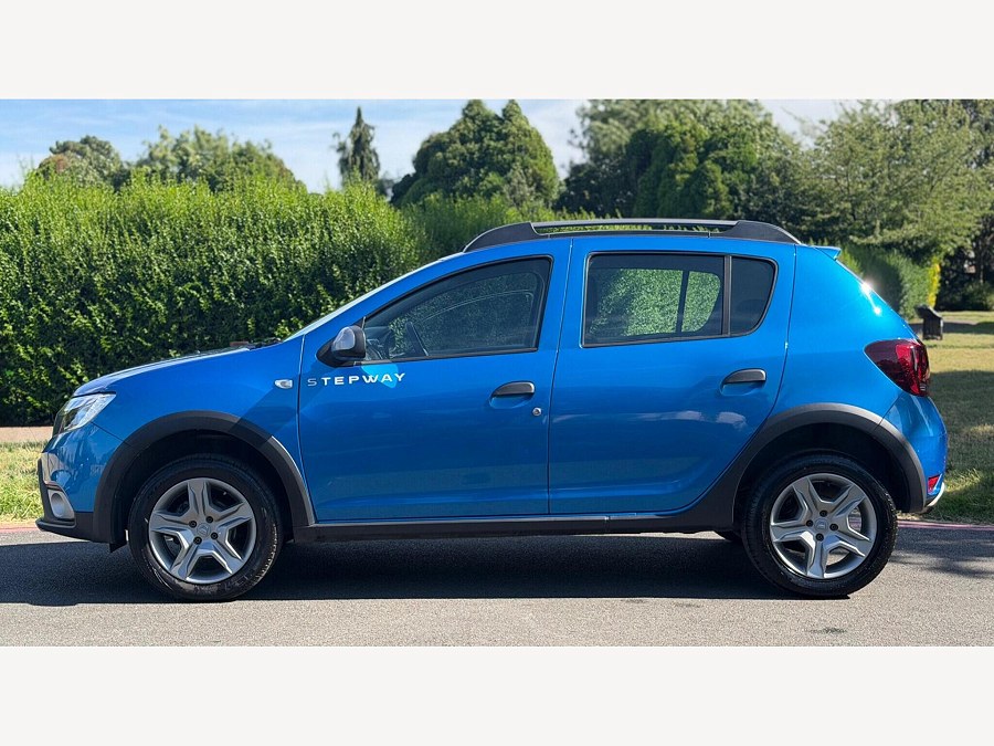 2020 Dacia Sandero Stepway photo 7
