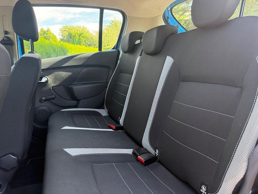 2020 Dacia Sandero Stepway photo 12