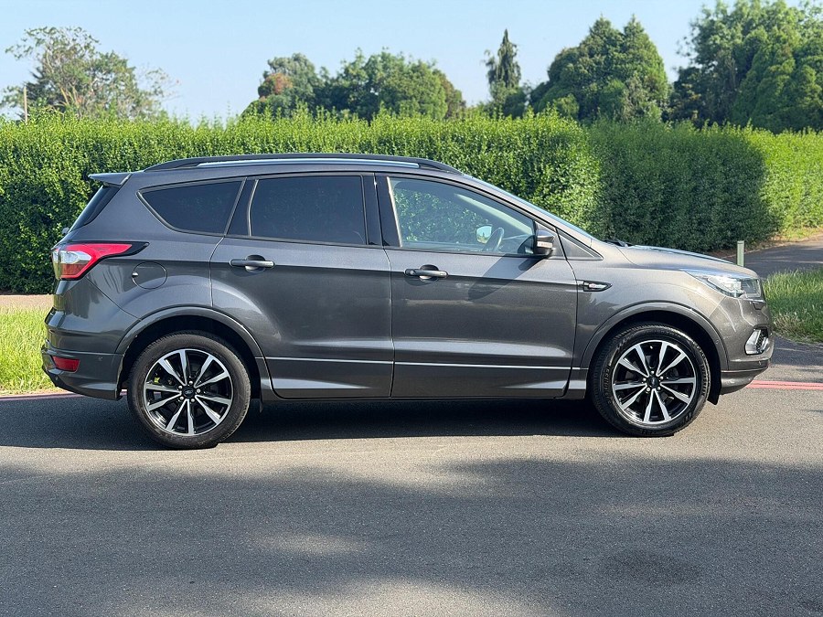 2019 Ford Kuga photo 9