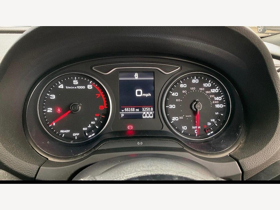 2019 Audi A3 photo 10