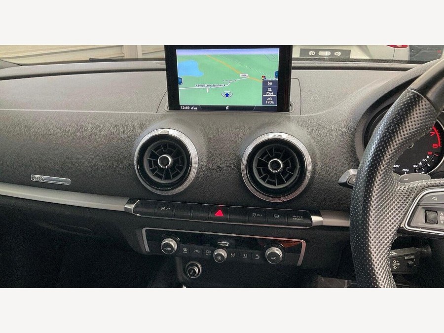 2019 Audi A3 photo 2