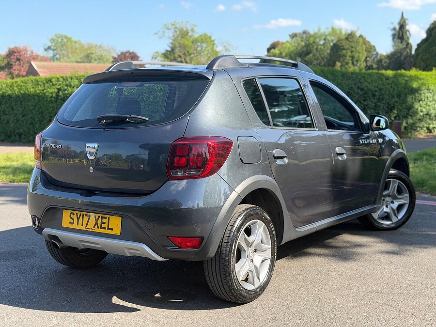 2017 Dacia Sandero Stepway photo 11