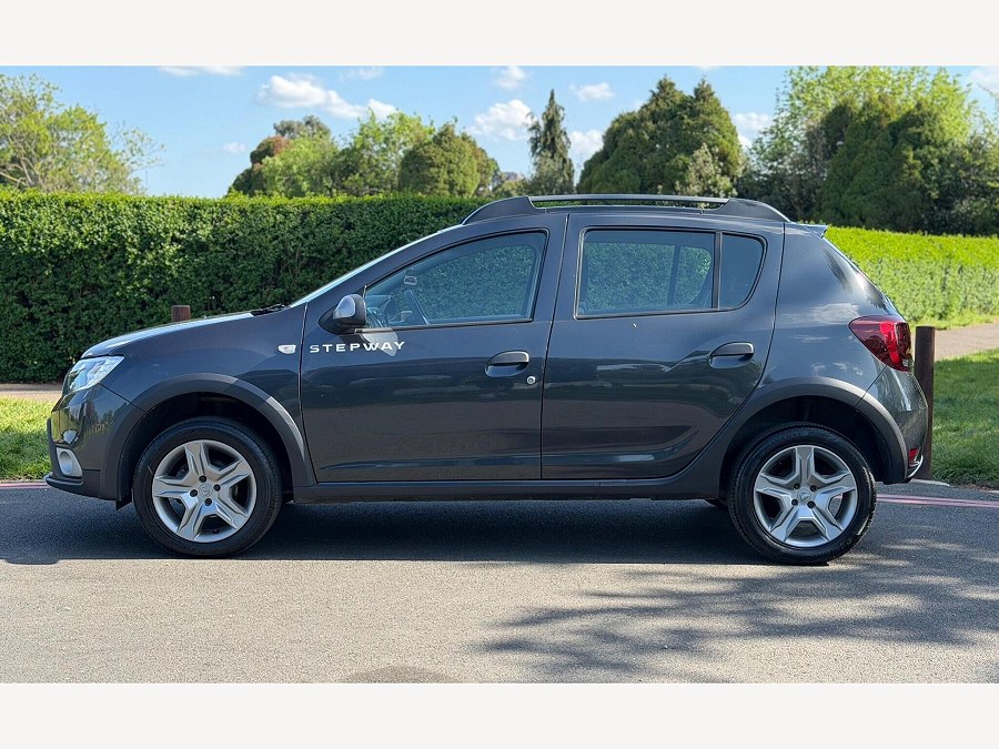 2017 Dacia Sandero Stepway photo 9