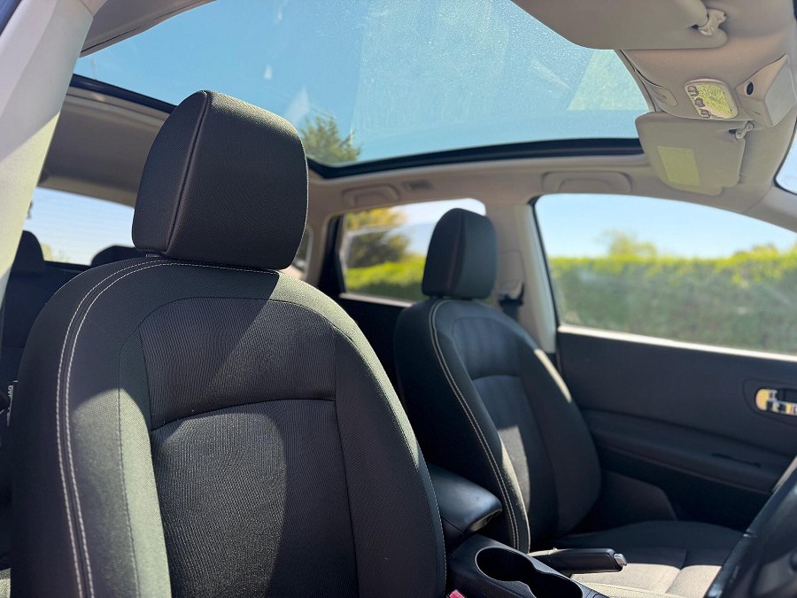 2012 Nissan Qashqai photo 3