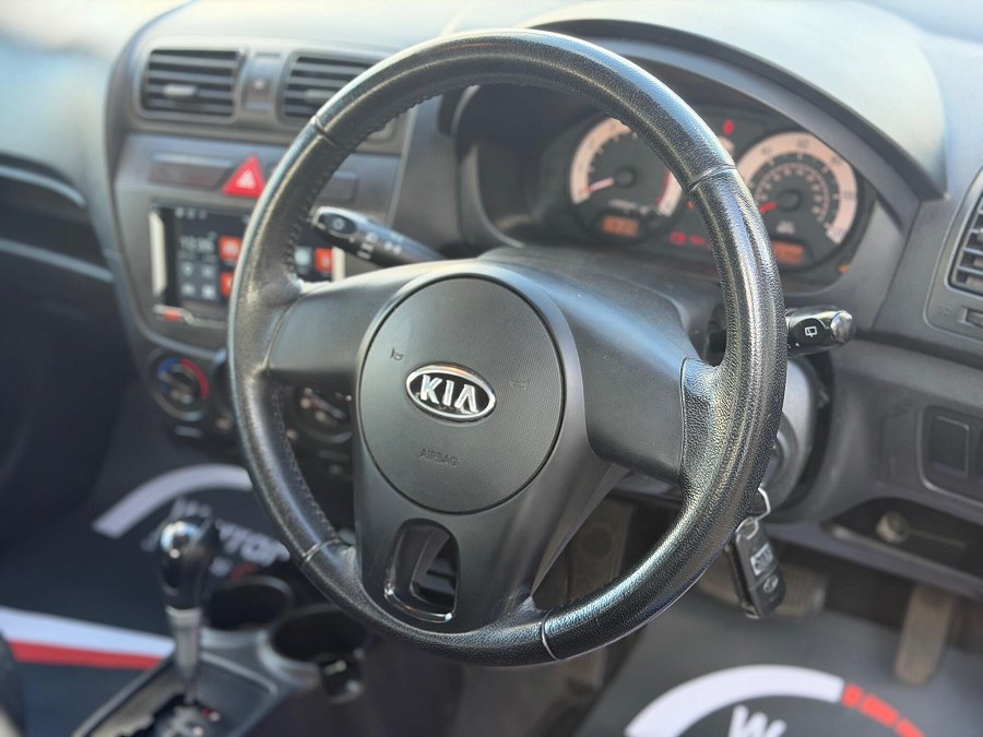 Kia Picanto photo 2