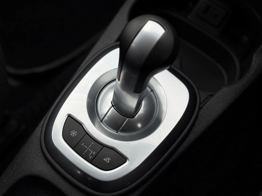 2013 Vauxhall Corsa photo 3
