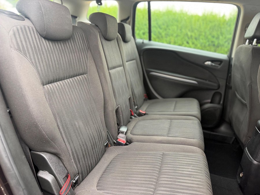 2014 Vauxhall Zafira Tourer photo 11