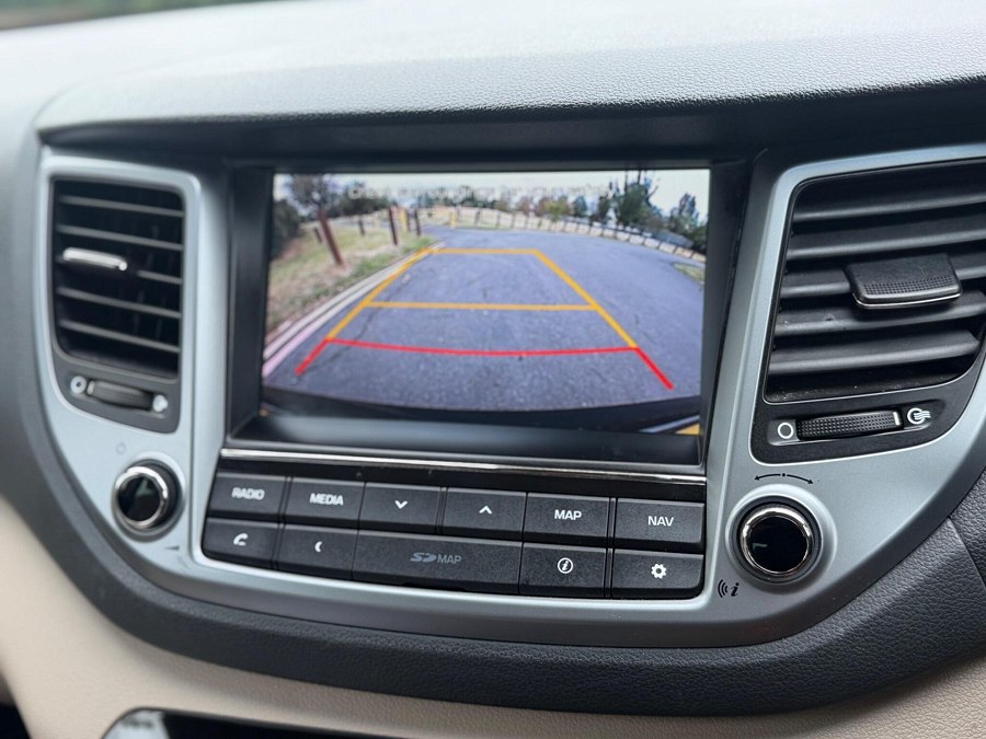 2015 Hyundai TUCSON photo 3