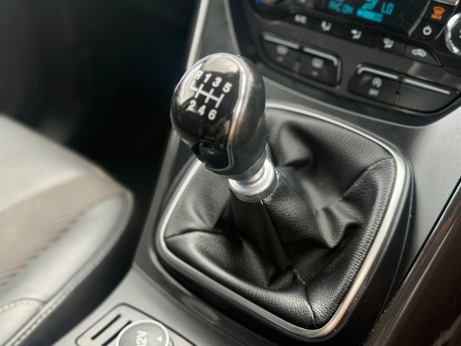 2016 Ford Kuga photo 9