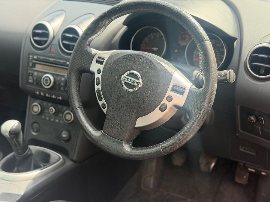 Nissan Qashqai photo 2