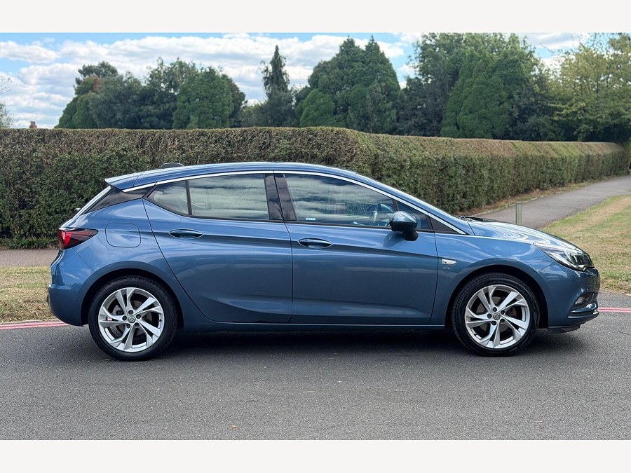 2017 Vauxhall Astra photo 8