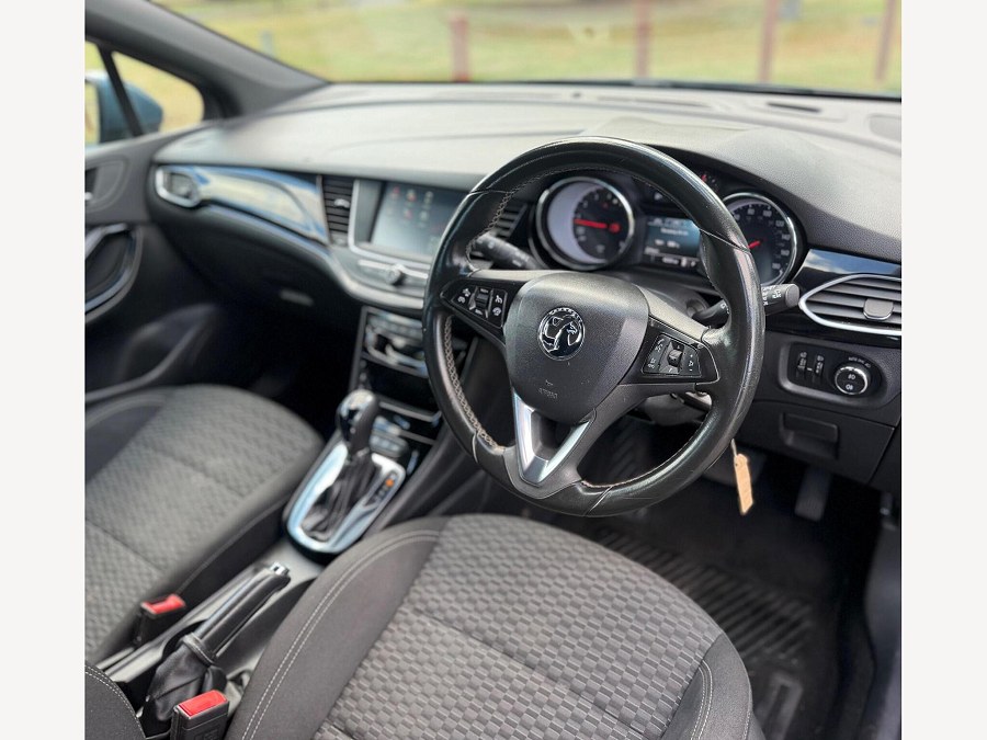 Vauxhall Astra photo 2