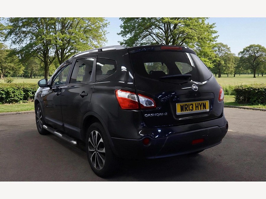 2013 Nissan Qashqai+2 photo 3
