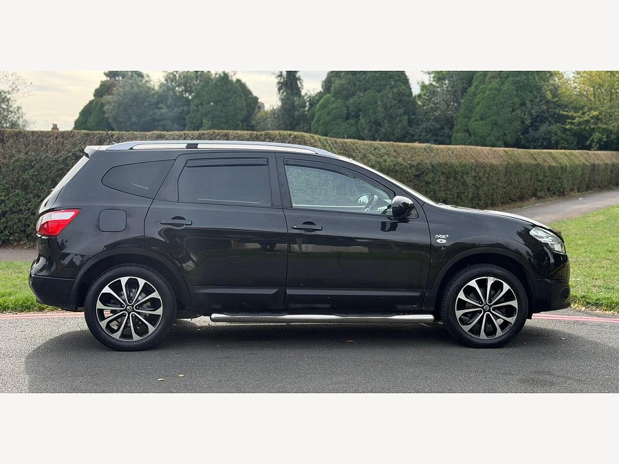 2013 Nissan Qashqai+2 photo 9