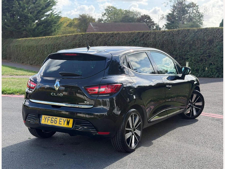 2016 Renault Clio photo 9