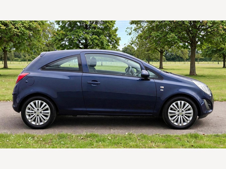 2011 Vauxhall Corsa photo 4