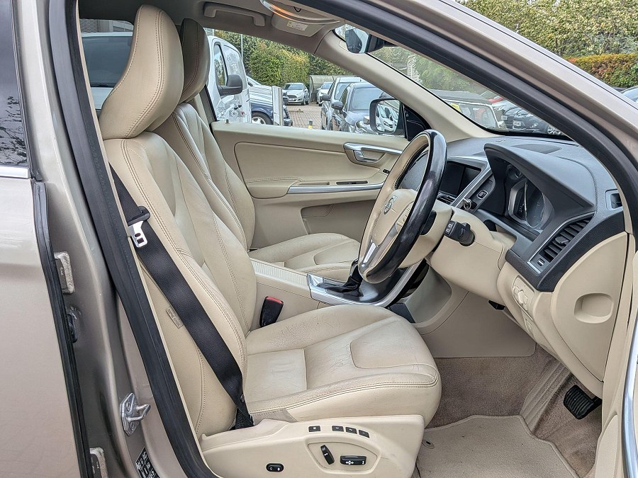 2014 Volvo XC60 photo 10