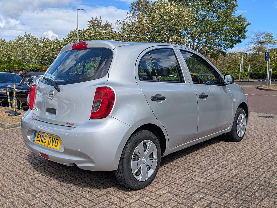 2015 Nissan Micra photo 10