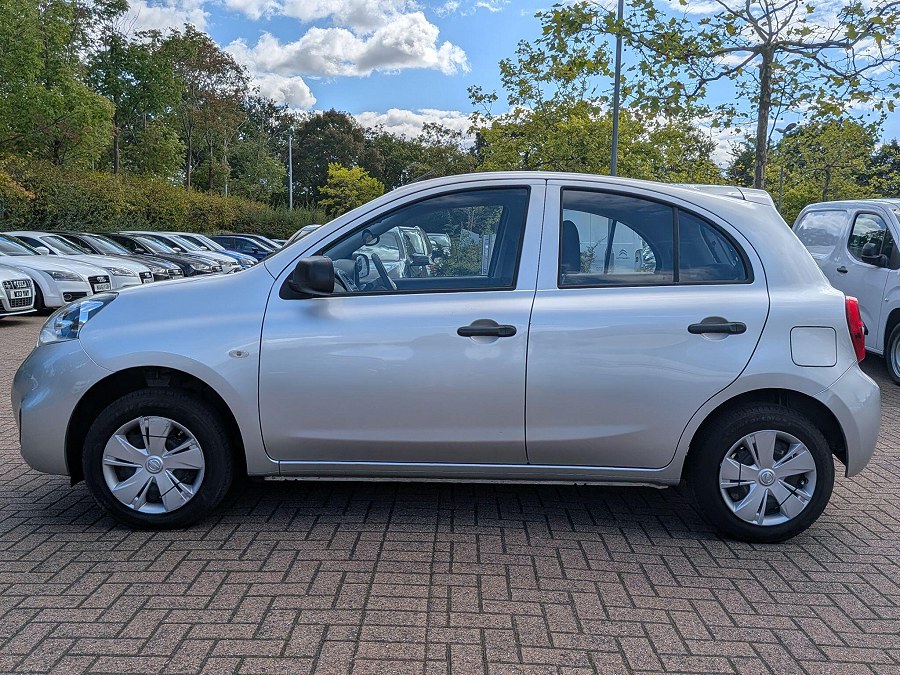2015 Nissan Micra photo 7