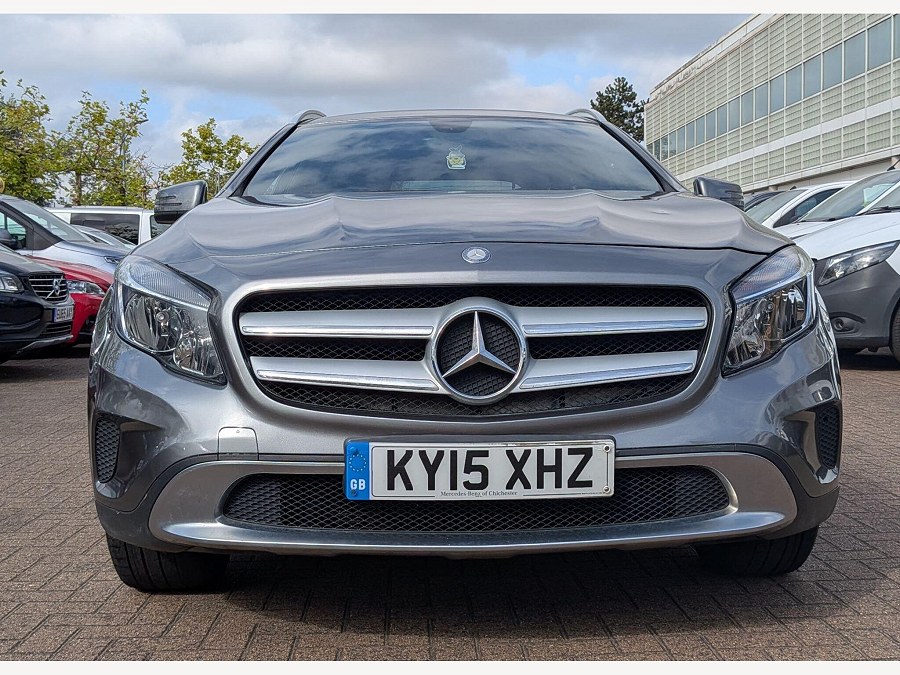 2015 Mercedes-Benz GLA photo 4