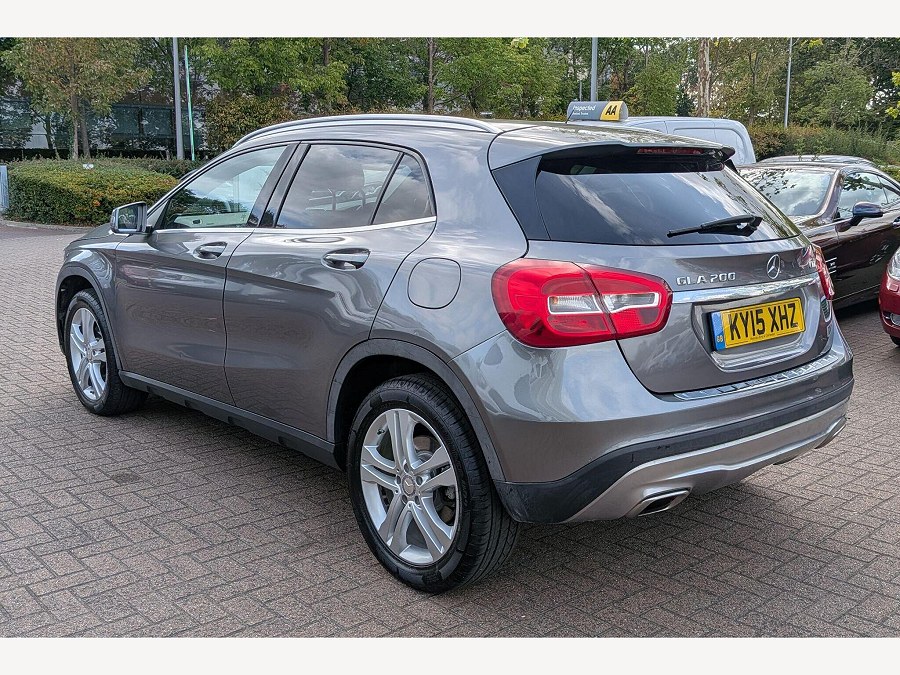 2015 Mercedes-Benz GLA photo 4