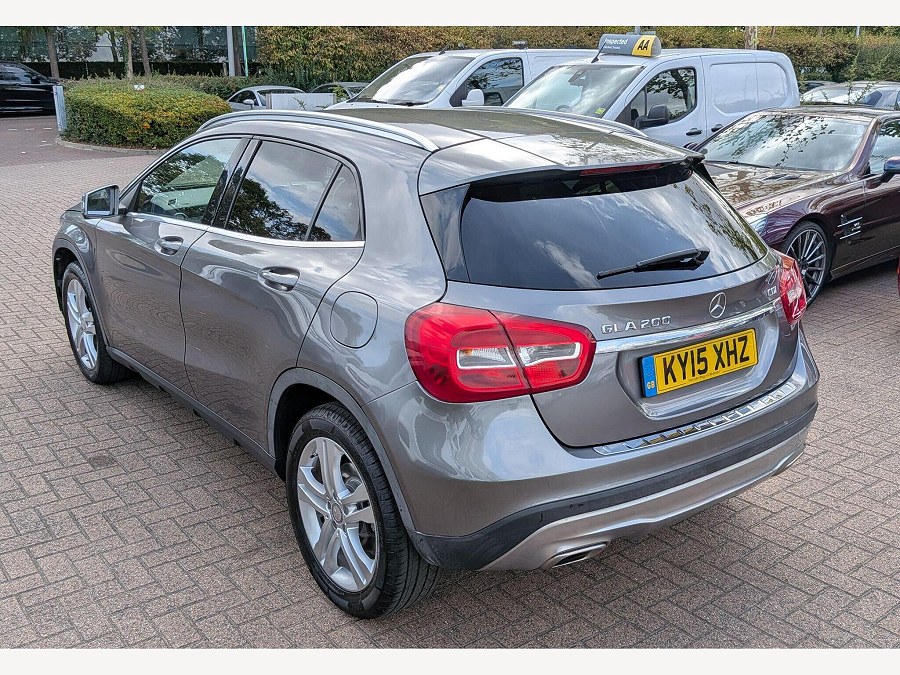 2015 Mercedes-Benz GLA photo 5